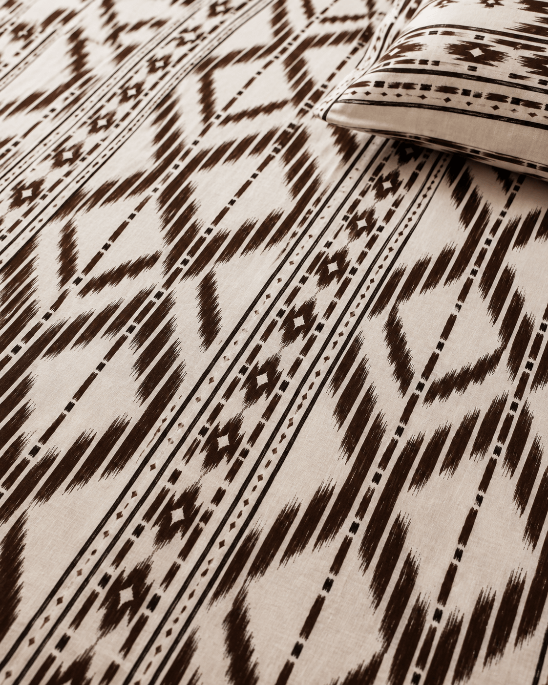 Nomad Weave Bedsheet Set - 3 Pcs - Burgundy