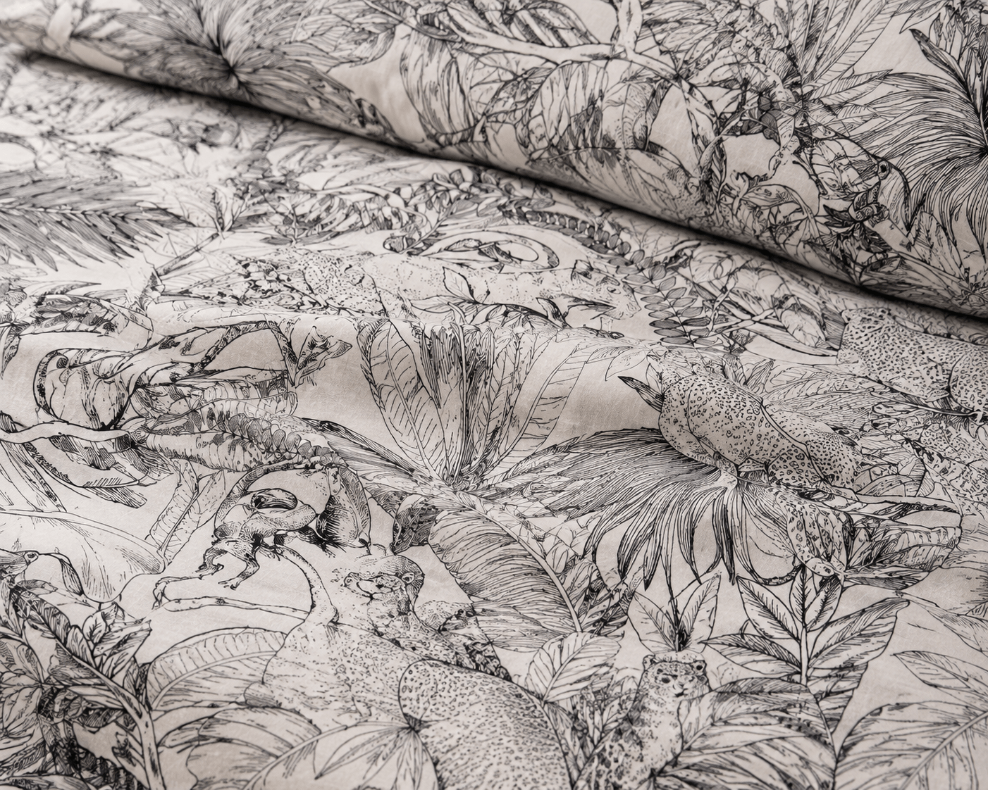 Wildwood Safari Bedsheet Set - 3 Pcs - Burgundy
